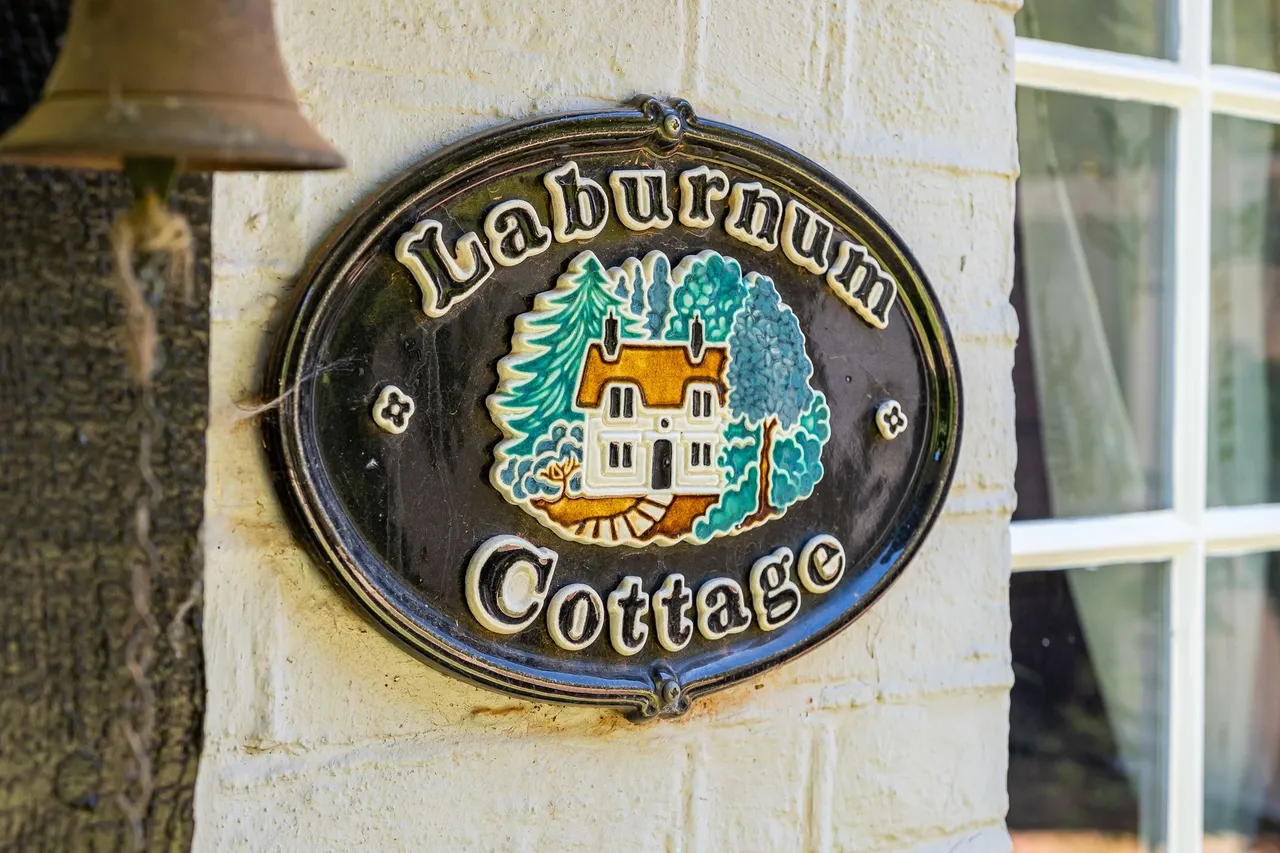 Laburnham Cottages, Wareside, Ware, SG12 7RH, photo 10