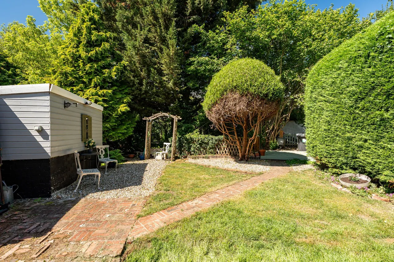 Laburnham Cottages, Wareside, Ware, SG12 7RH, photo 8