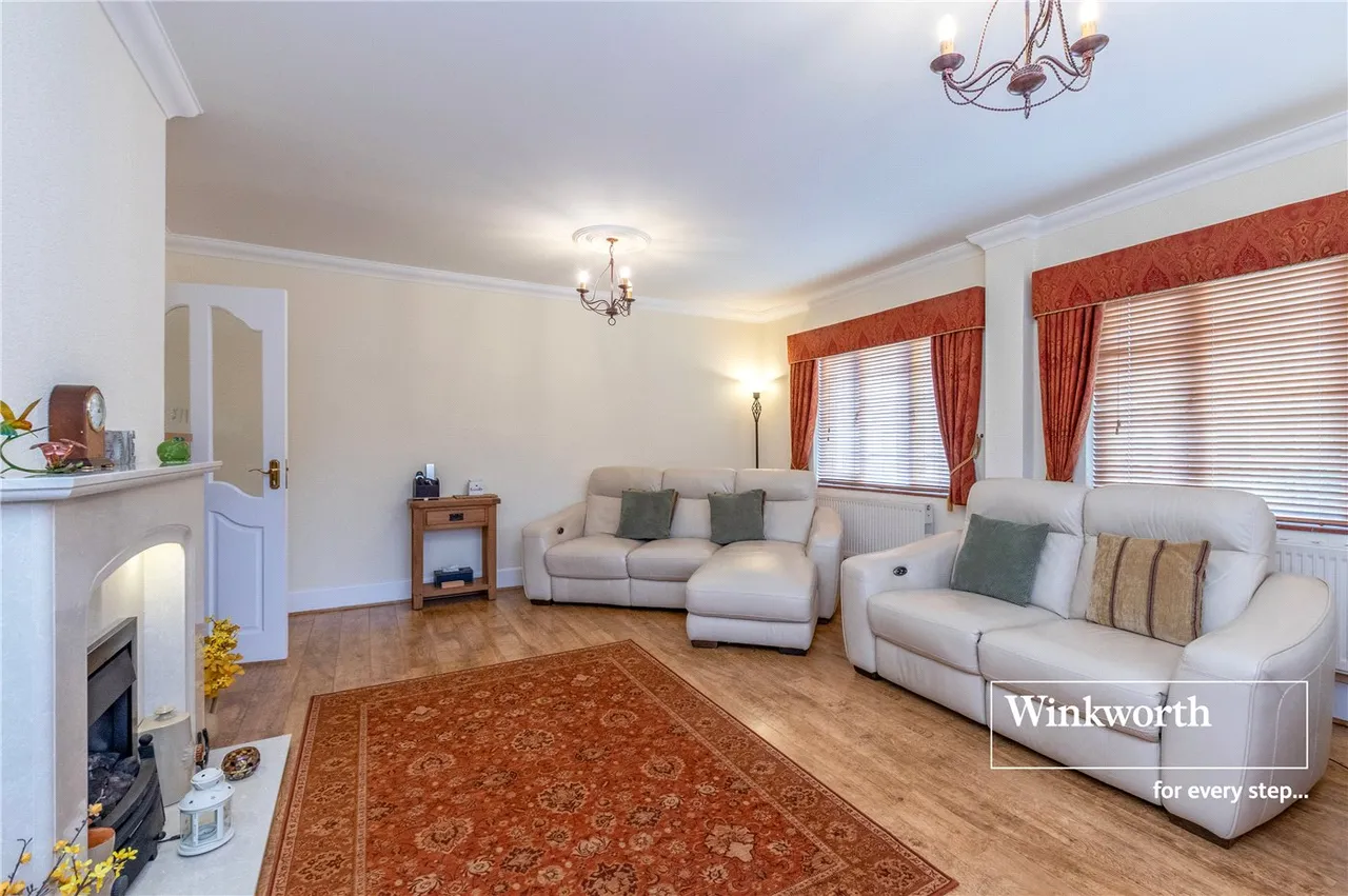 Chine Walk, West Parley, Ferndown, Dorset, BH22, photo 11