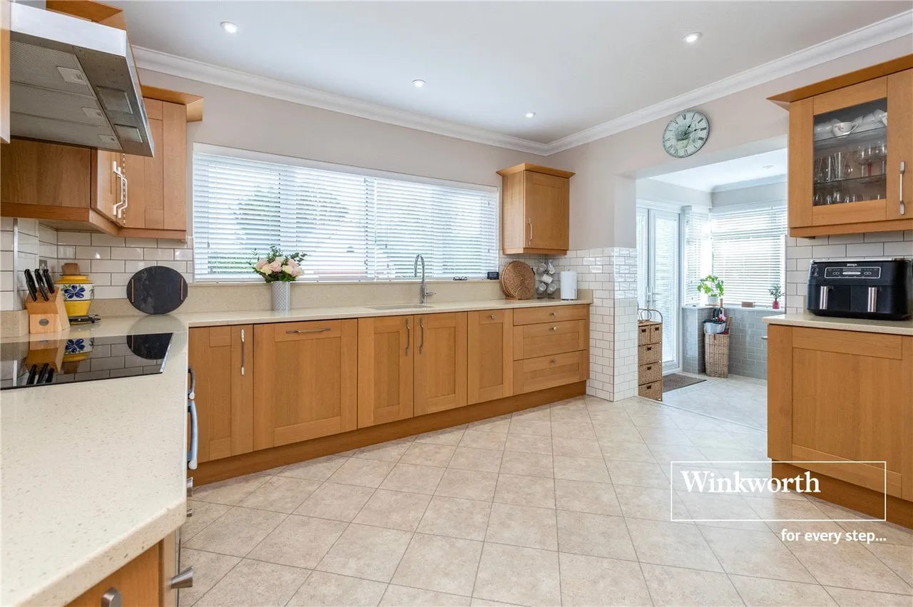 5 bed house for sale — Chine Walk, West Parley, Ferndown, Dorset, BH22