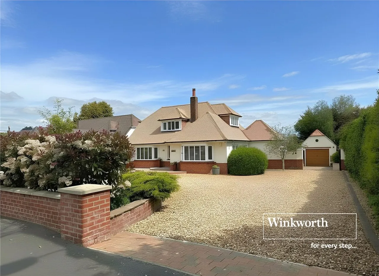 Chine Walk, West Parley, Ferndown, Dorset, BH22, photo 2