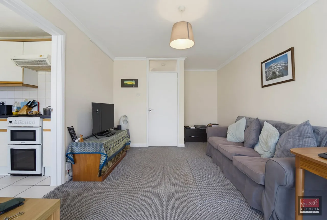 Woodthorpe Road, Ashford, photo 5
