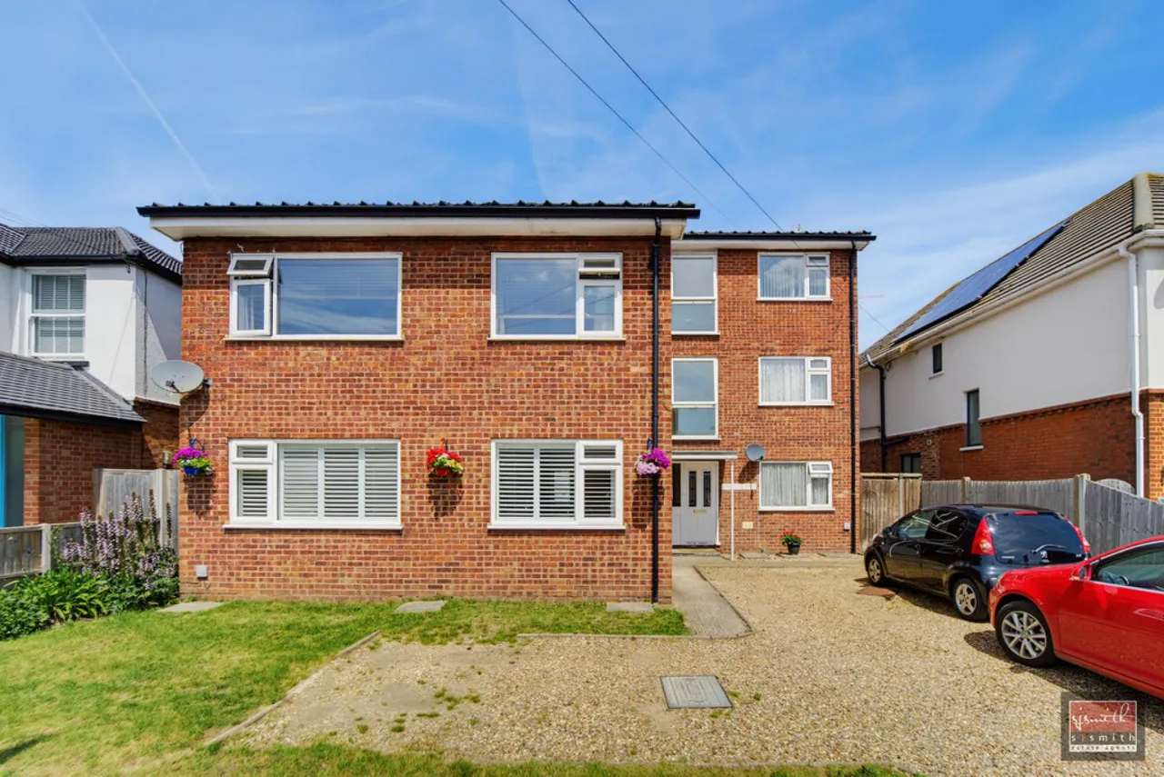 Woodthorpe Road, Ashford, photo 11
