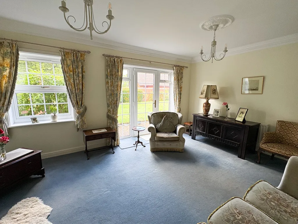 Sparrowhawk Way, Apley, photo 5