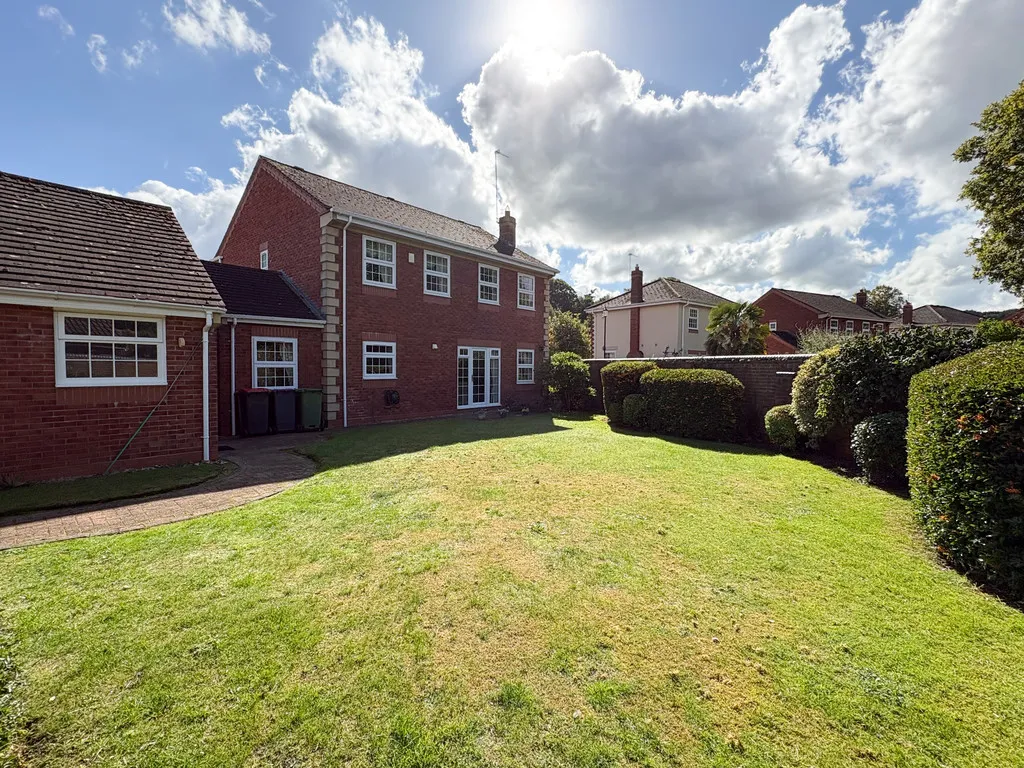 Sparrowhawk Way, Apley, photo 31