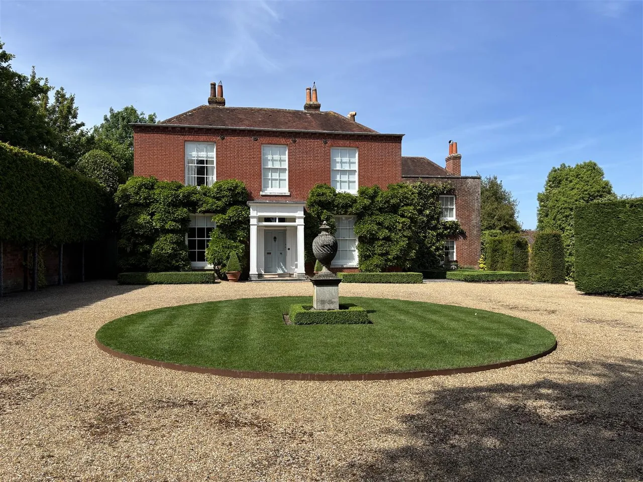 5 bed house for sale — Guessens Lane, Titchfield Village