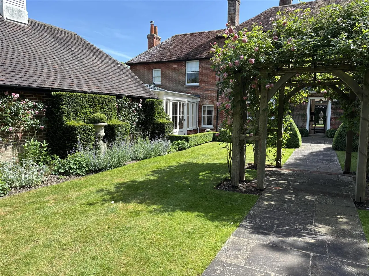 Guessens Lane, Titchfield Village, photo 29