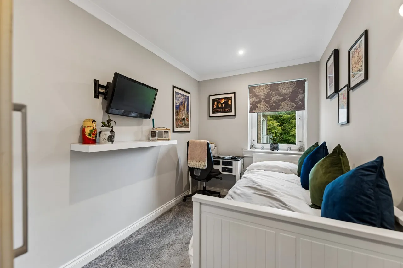 Norwood Park, Bearsden, G61, photo 22