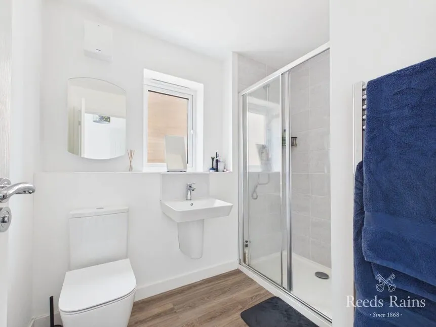 Redpath Gardens, Eston, North Yorkshire, TS6, photo 11