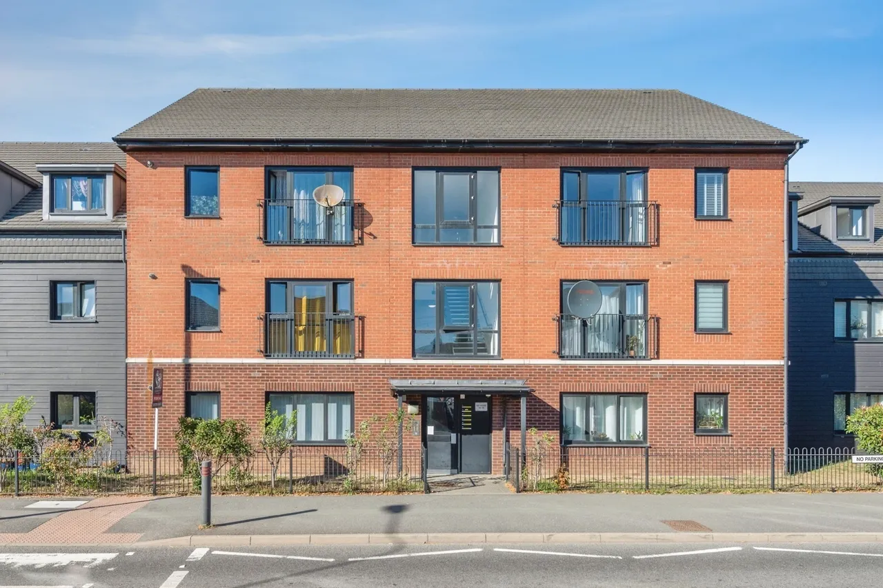 London Road, Grays, RM20, photo 19