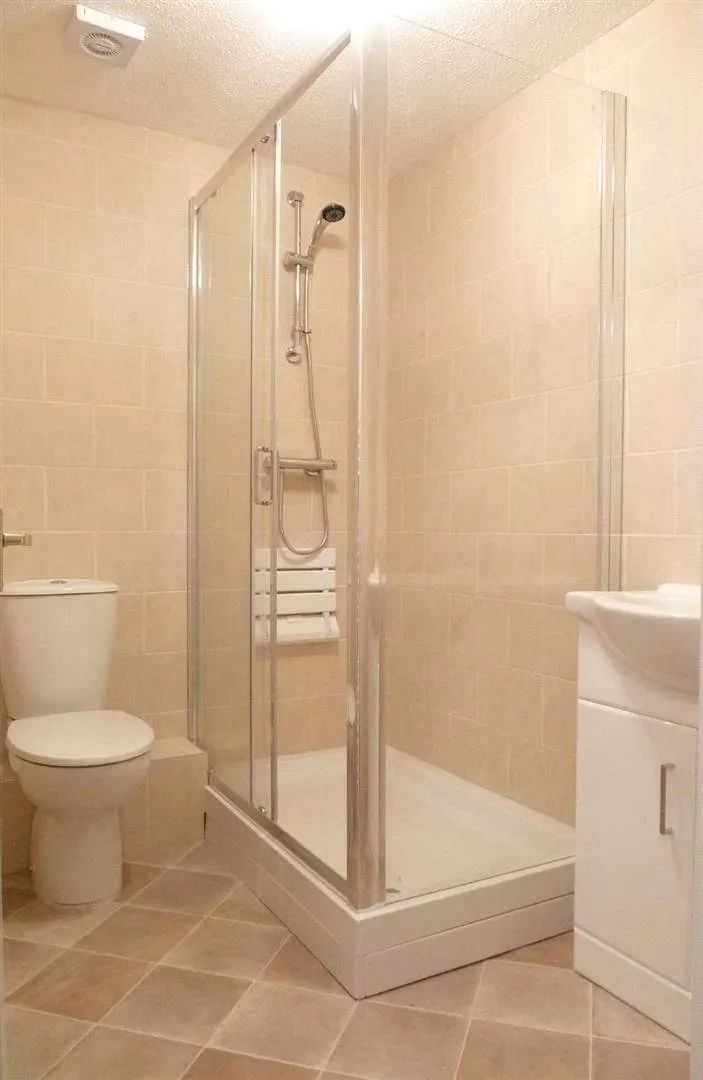 Hawthorne Place, Epsom, Surrey, KT17 4AA, photo 6