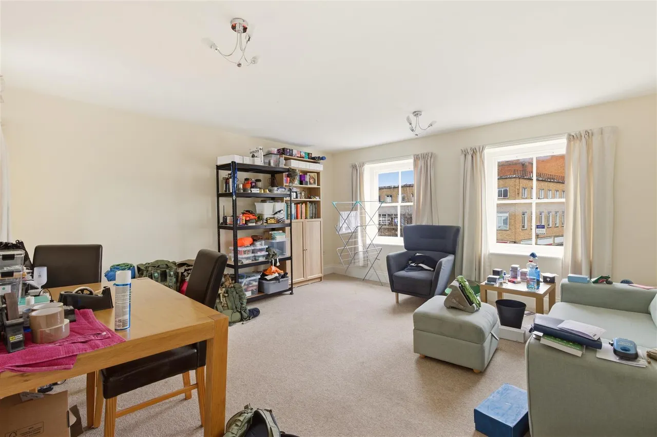 39, High Street, Evesham, photo 31