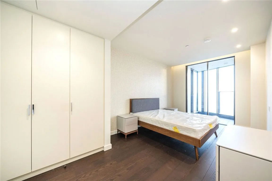 Bondway, Nine Elms, photo 6