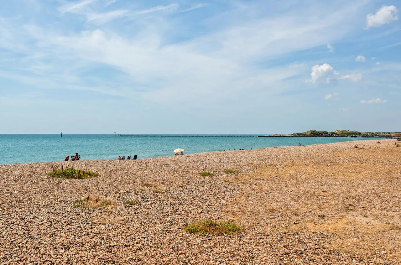 South Terrace, Littlehampton, BN17, photo 17