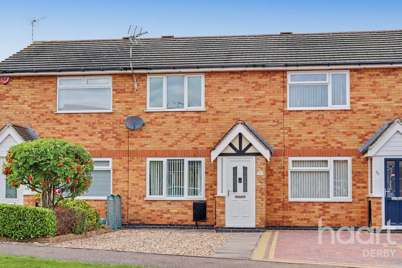 2 bed house for sale, Chandlers Ford, Oakwood, DE21