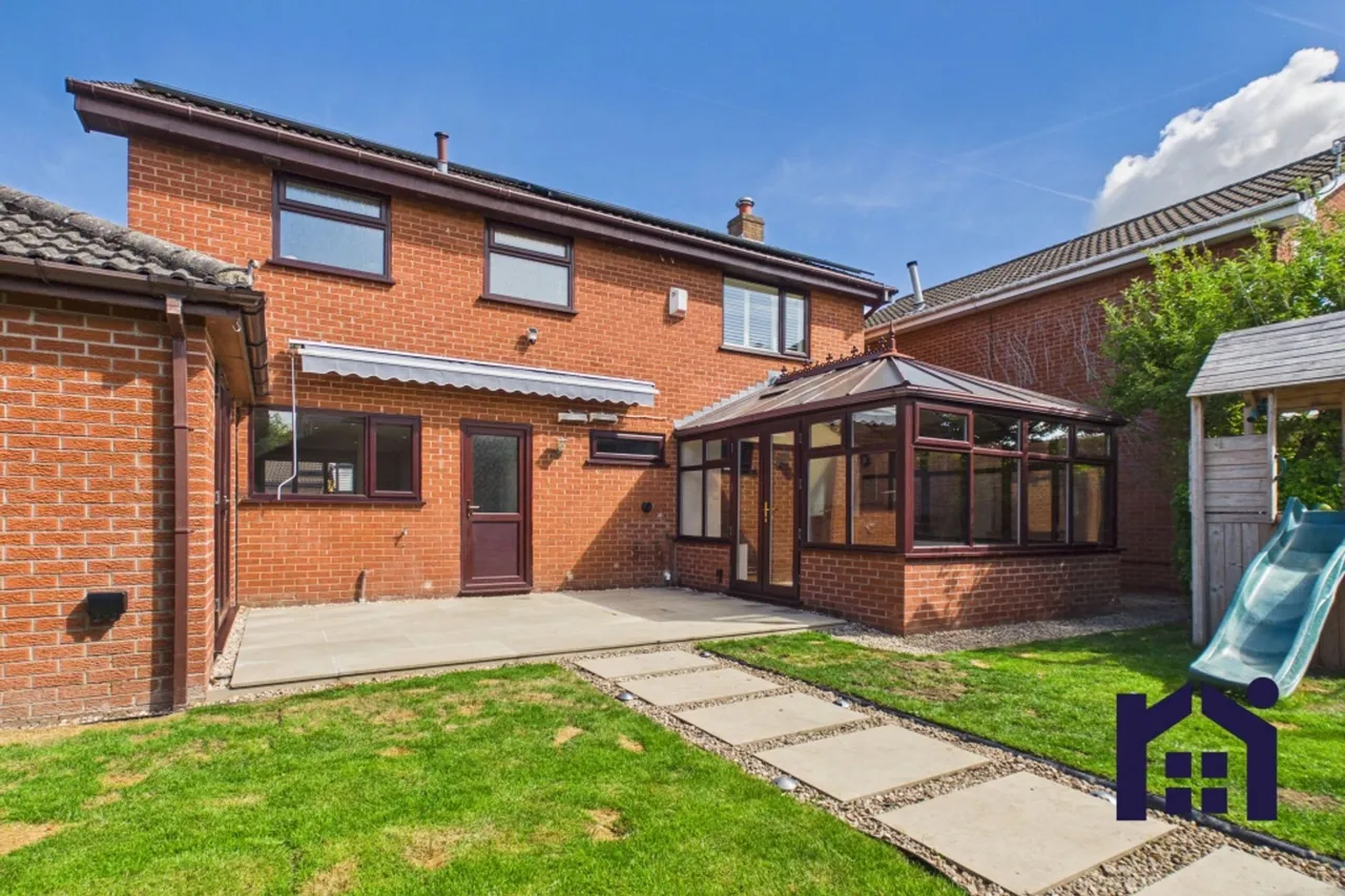 Fernleigh, Leyland, PR26 7AW, photo 37