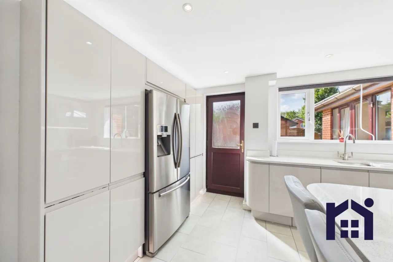 Fernleigh, Leyland, PR26 7AW, photo 10