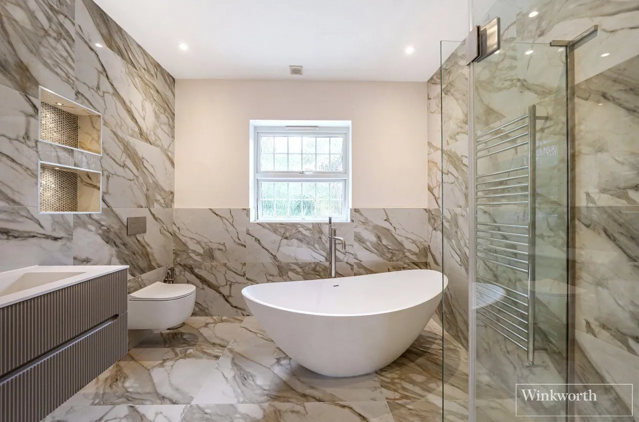 Heath Rise, Virginia Water, GU25, photo 7