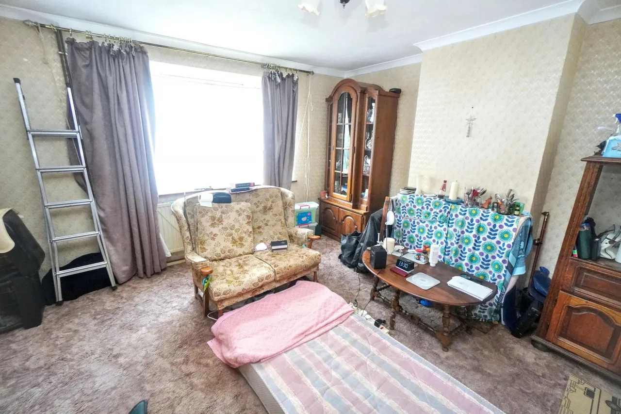Rutland Avenue, High Wycombe, HP12, photo 3