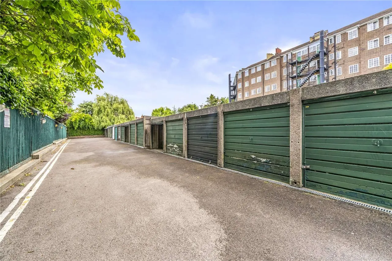 Richmond Hill, Richmond, TW10 6BB, photo 12