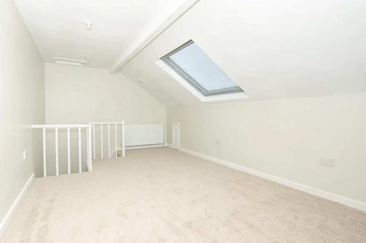 Lastingham Road, Leeds, LS13, photo 15