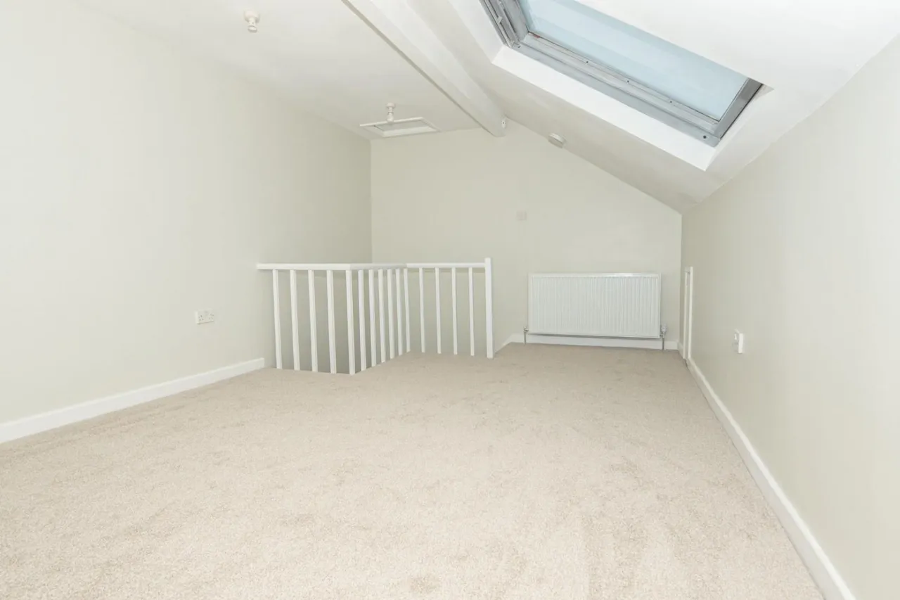 Lastingham Road, Leeds, LS13, photo 16