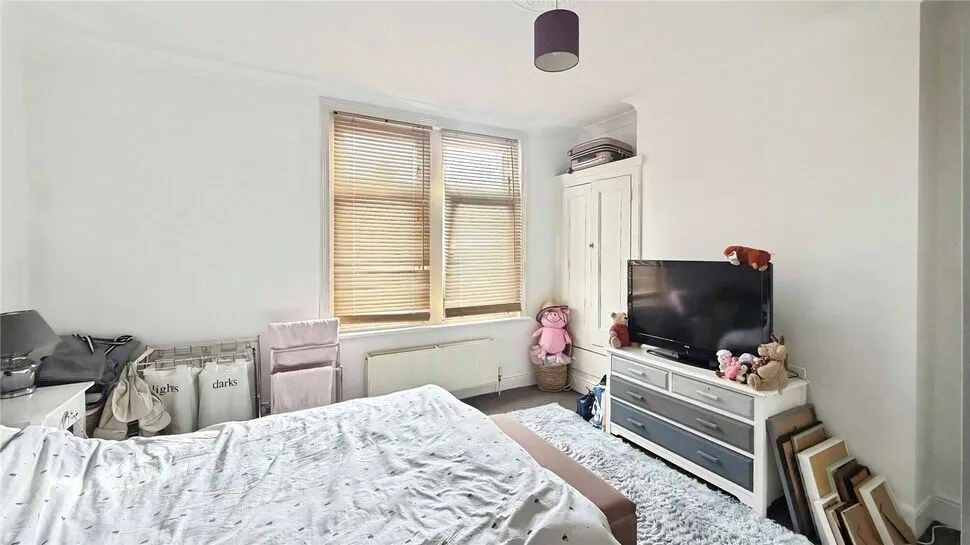 Canterbury Road, Southsea, Hampshire, PO4, photo 5