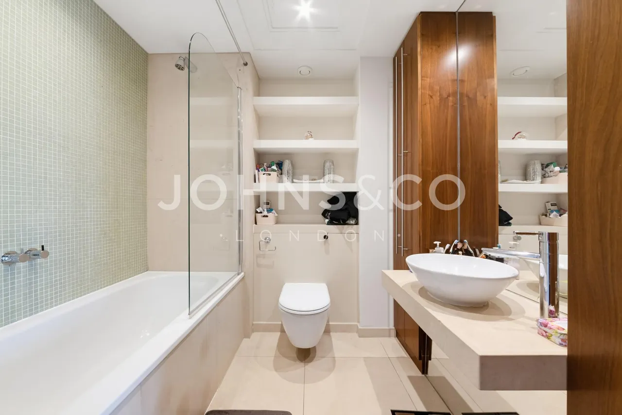 Fairmont Avenue, E14, photo 8