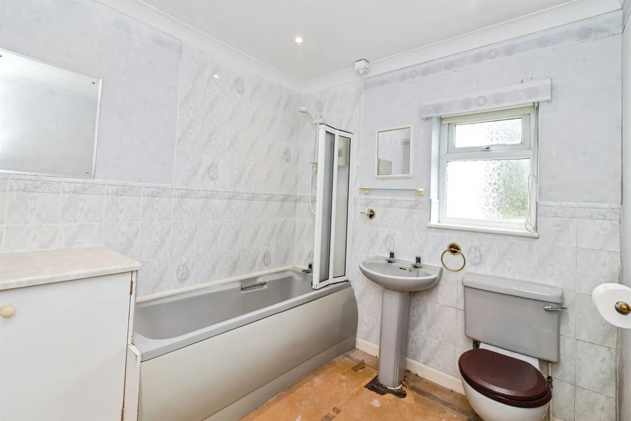 Long Road, Lowestoft, NR33, photo 15