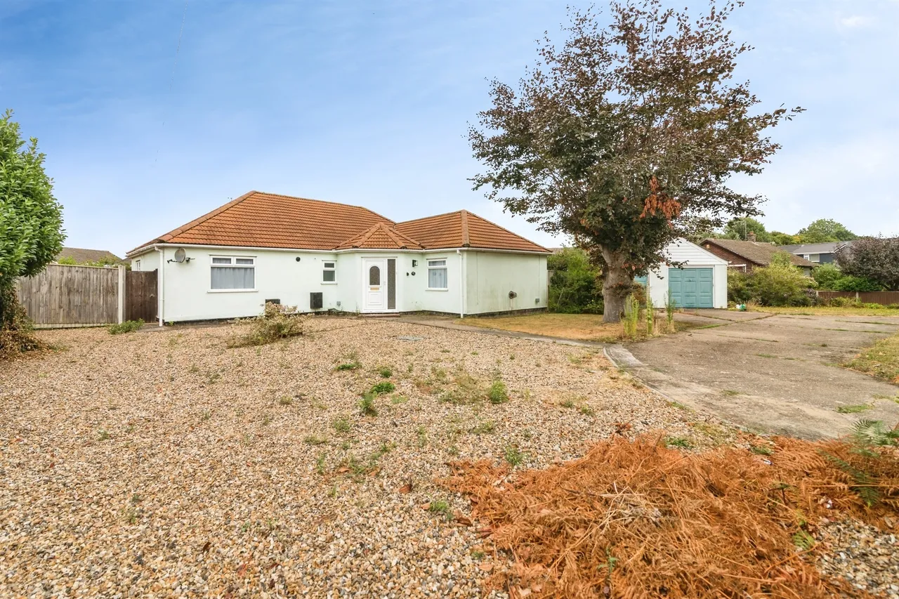 Long Road, Lowestoft, NR33, photo 21