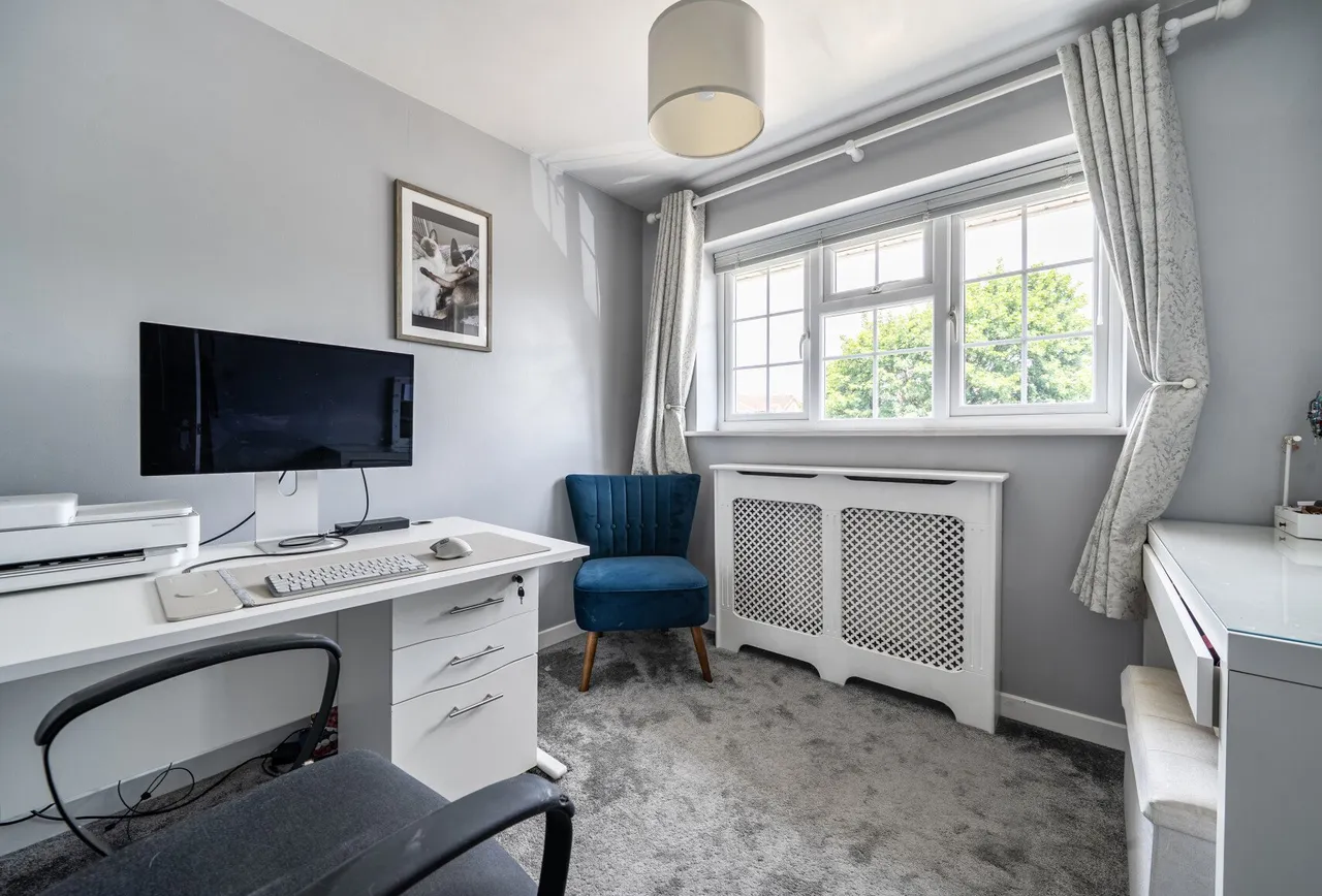 Horsecroft Gardens, Gloucestershire, Barrs Court, BS30 8HU, photo 9