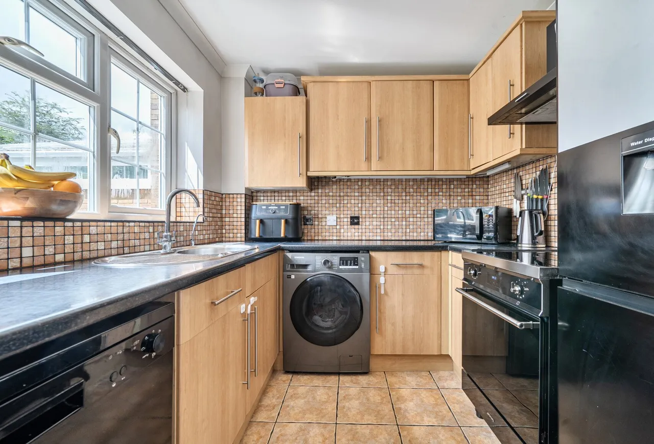 Horsecroft Gardens, Gloucestershire, Barrs Court, BS30 8HU, photo 6