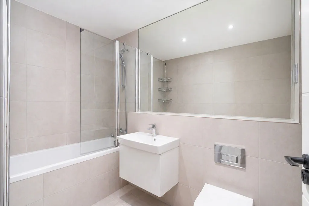 63 Selcroft Road, Purley CR8 1AL, photo 9