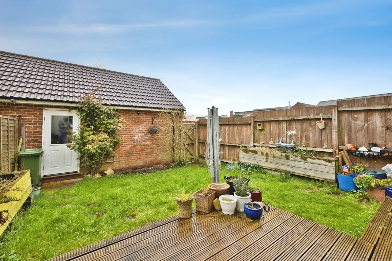 Vincent Way, Martock, TA12, photo 16