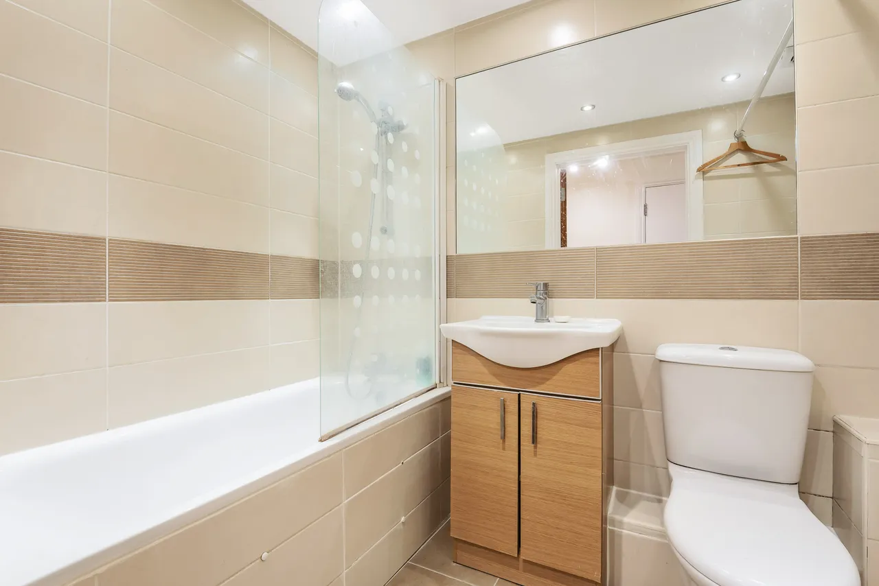 Riverside Court, Bromley, BR2, photo 5