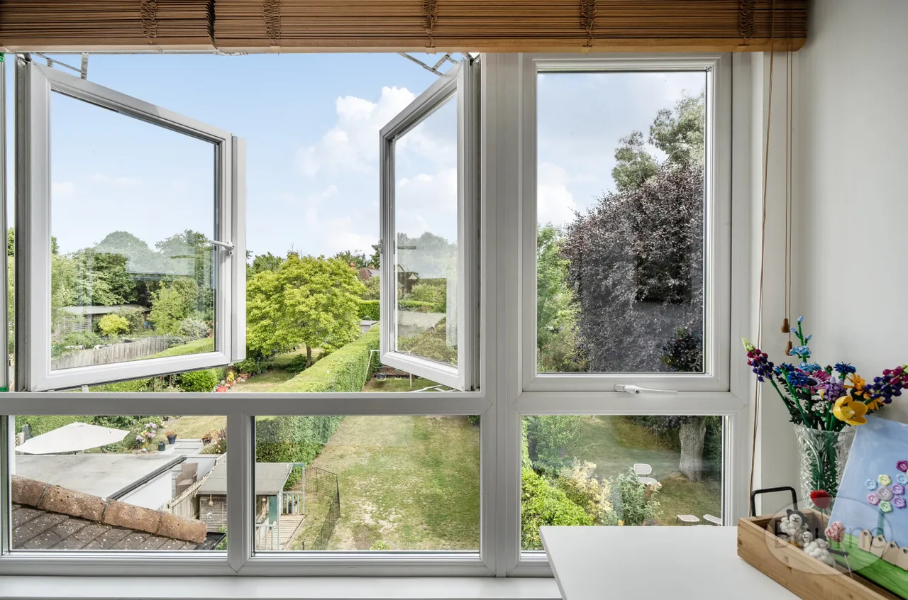 Tor Road, Farnham, GU9, photo 15