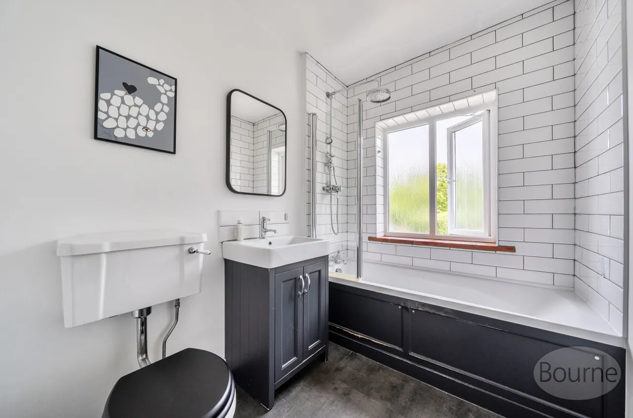 Tor Road, Farnham, GU9, photo 9