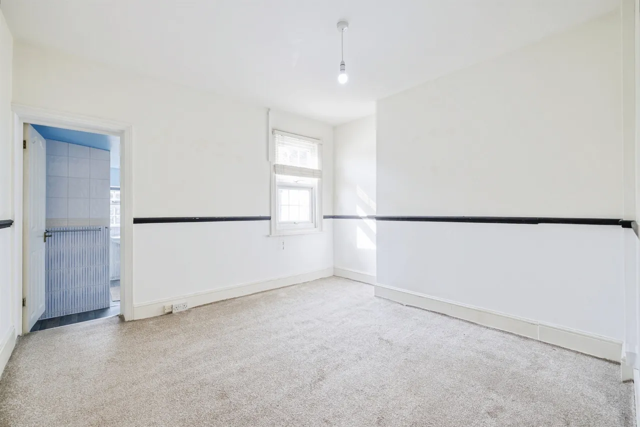 Fearnley Street, Watford, WD18, photo 9