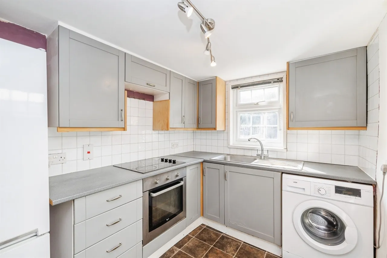 Fearnley Street, Watford, WD18, photo 15