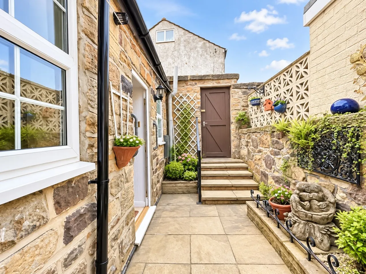 Cleveland Street, Loftus, TS13, photo 16