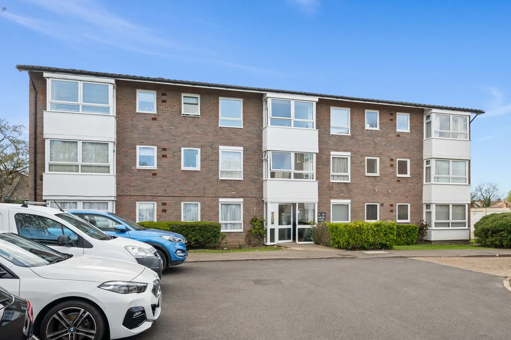 1 bed flat for sale — Carters Close, Worcester Park KT4 8QF