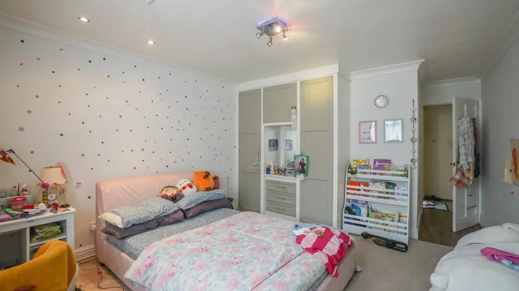 Langley Lane, Manchester, M24, photo 10