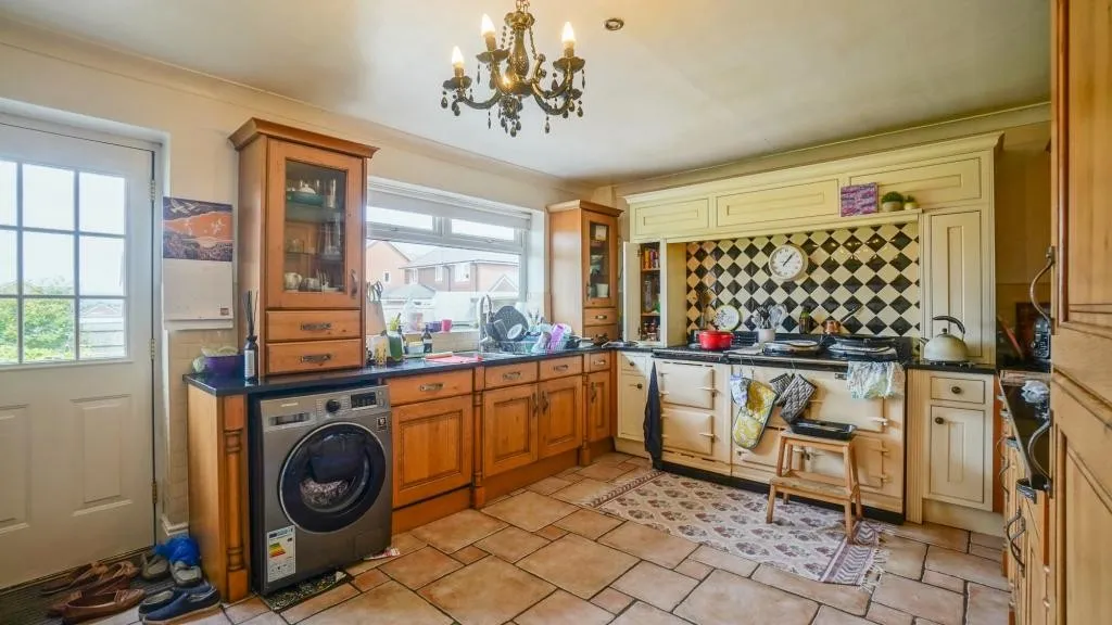 Langley Lane, Manchester, M24, photo 6