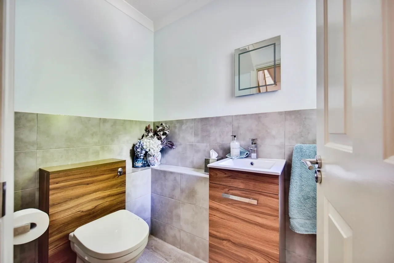 Burleigh Drive, MAIDSTONE, Kent, ME14, photo 8