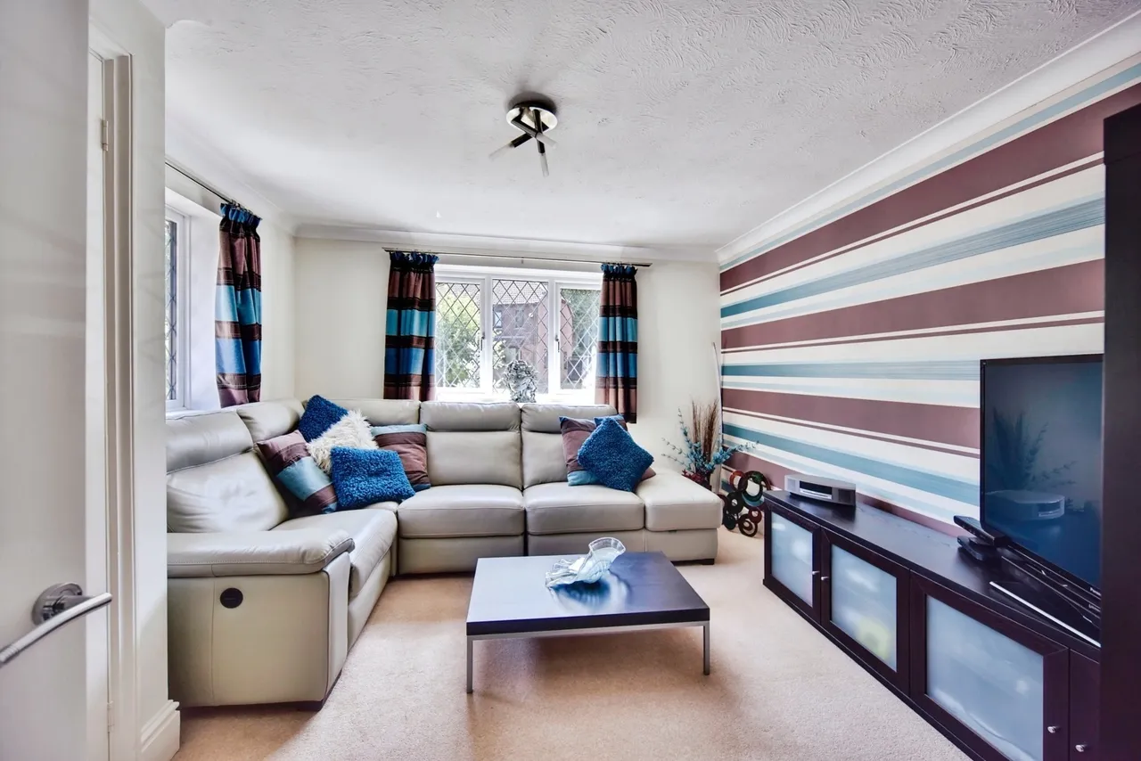 Burleigh Drive, MAIDSTONE, Kent, ME14, photo 15