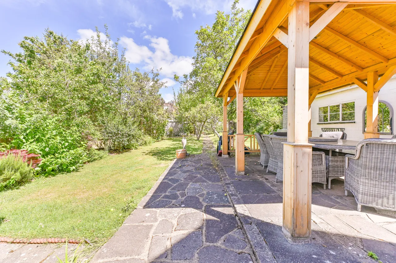 29 Blenheim Road, London, photo 9