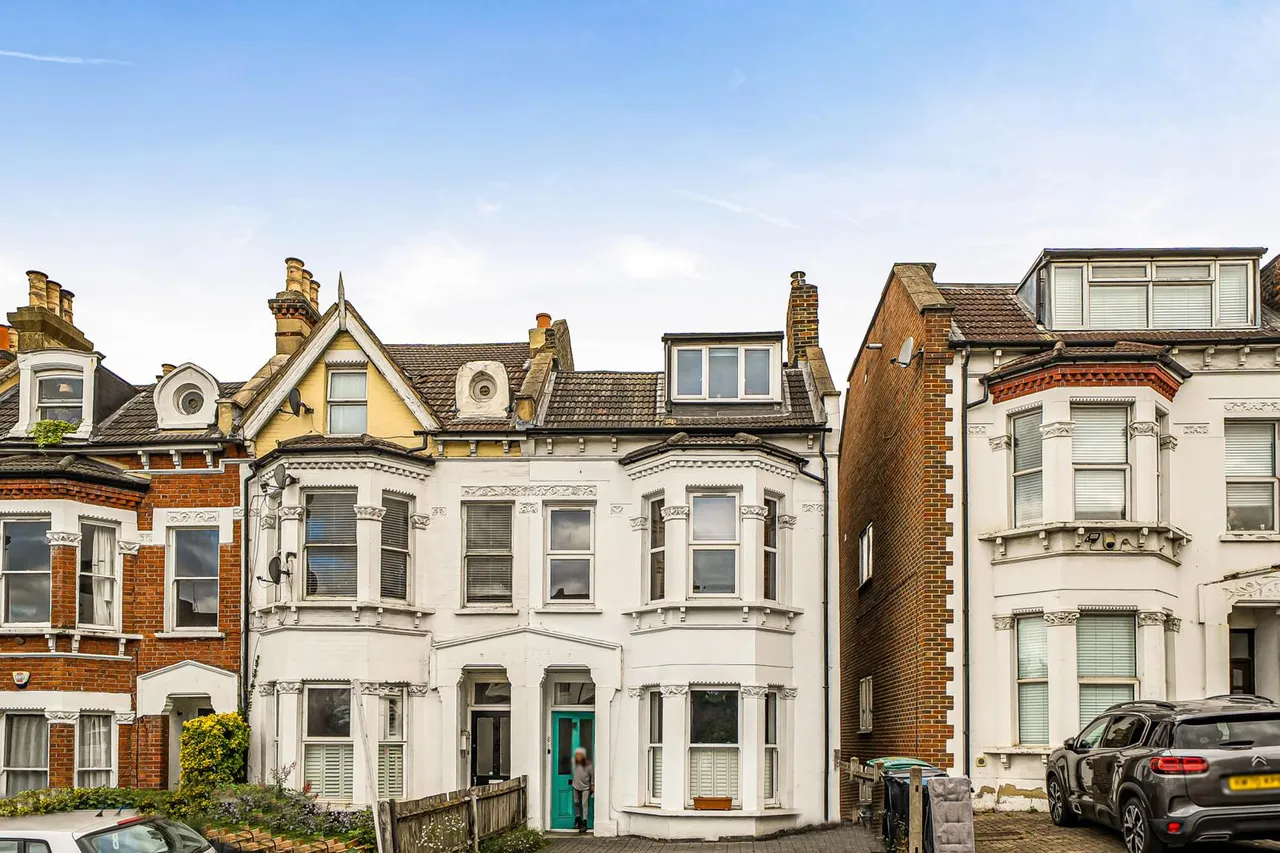 Elmers End Road, SE20, photo 16