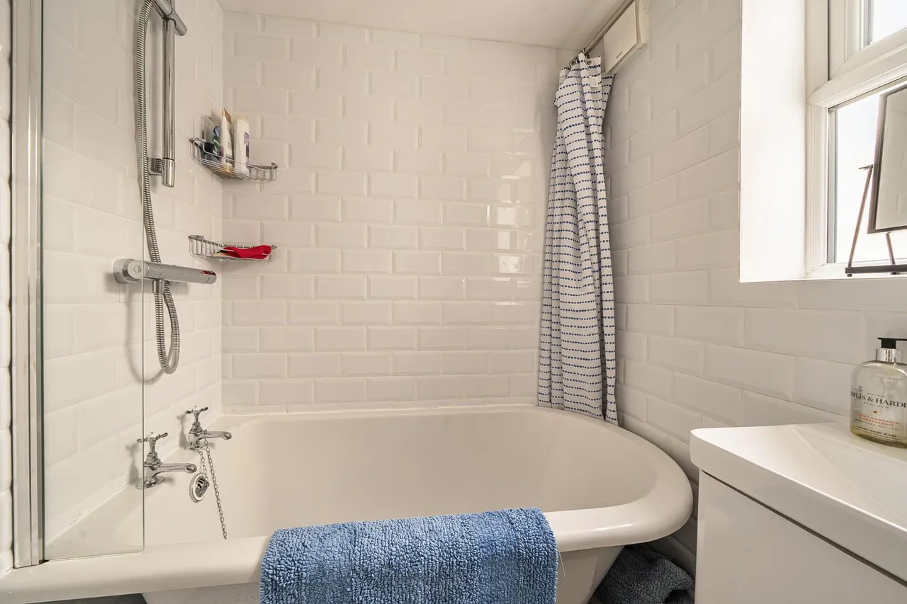 Elmers End Road, SE20, photo 11