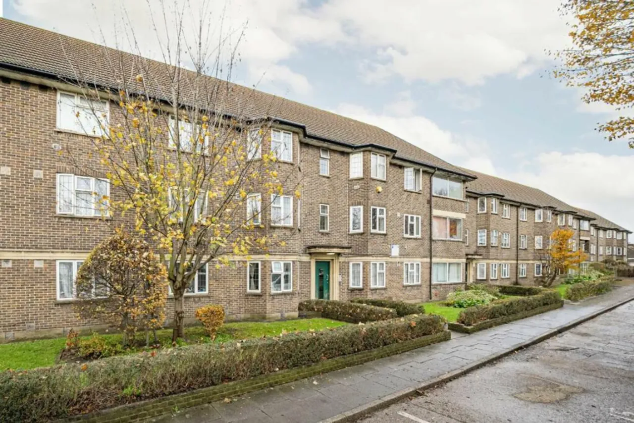 2 bed flat to rent — Great West Road, Hounslow