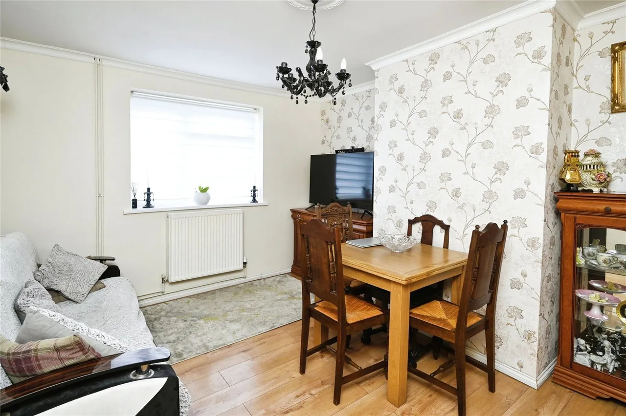 Butler Crescent, Mansfield, Nottinghamshire, NG19, photo 4